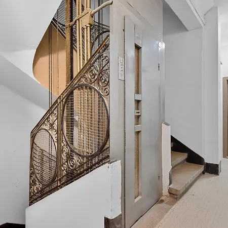 Lägenhet Little & Chic Studio Close To The Victoriei Square
