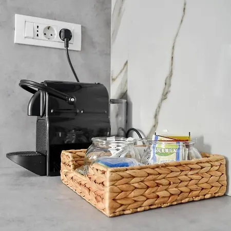 Little & Chic Studio Close To The Victoriei Square * Bucharest
