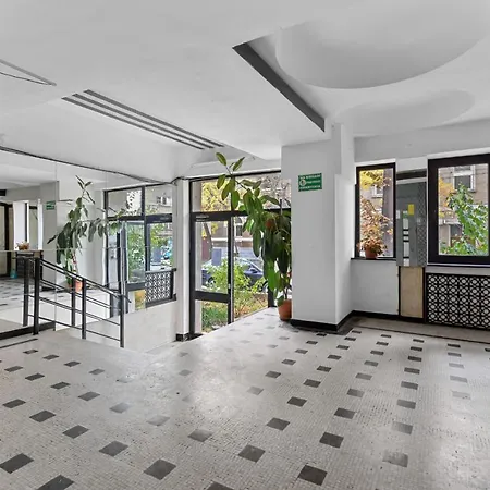Apartment Little & Chic Studio Close To The Victoriei Square
